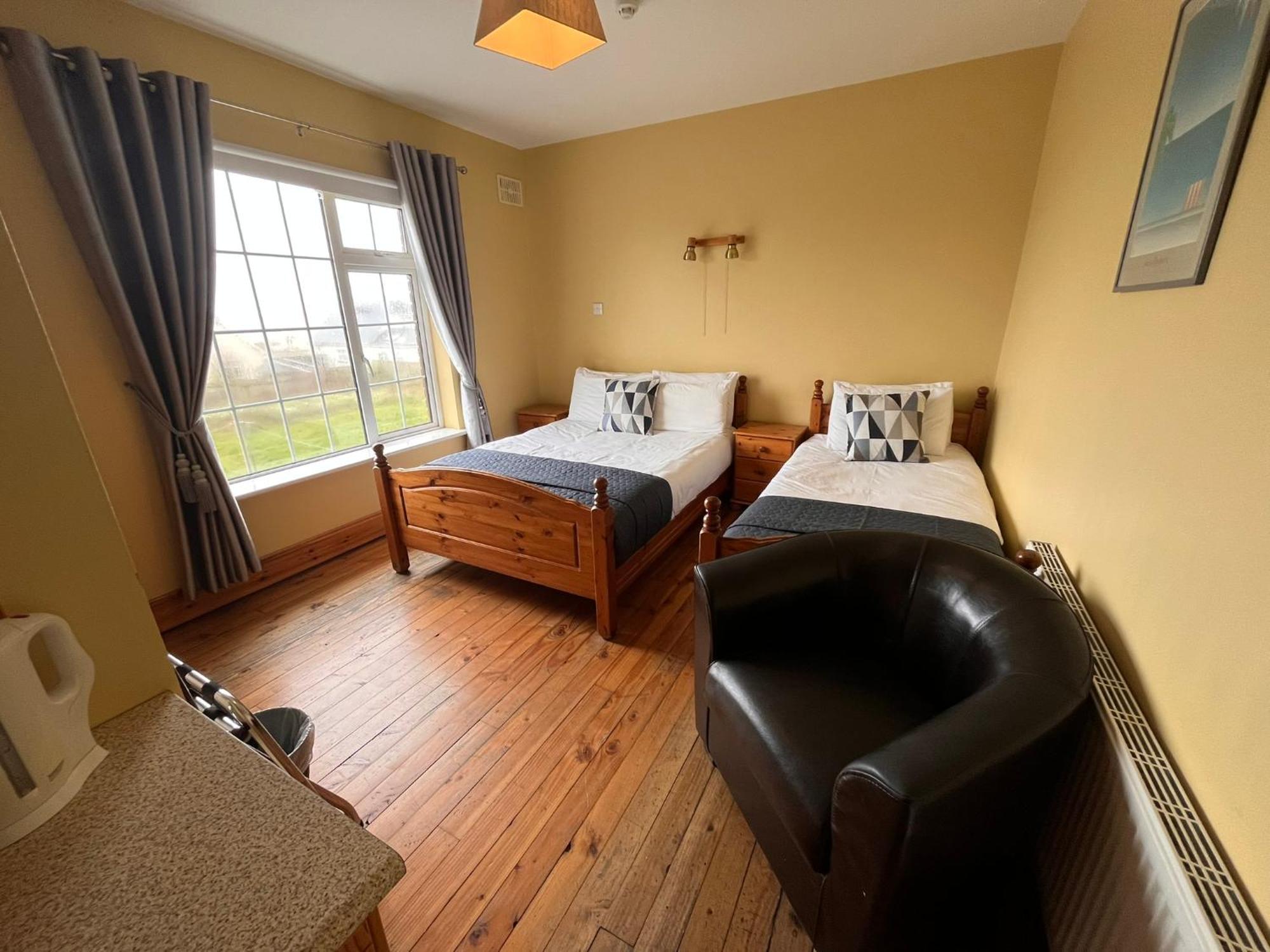St Martin'S, Rosslare Harbour Guest Accommodation ภายนอก รูปภาพ